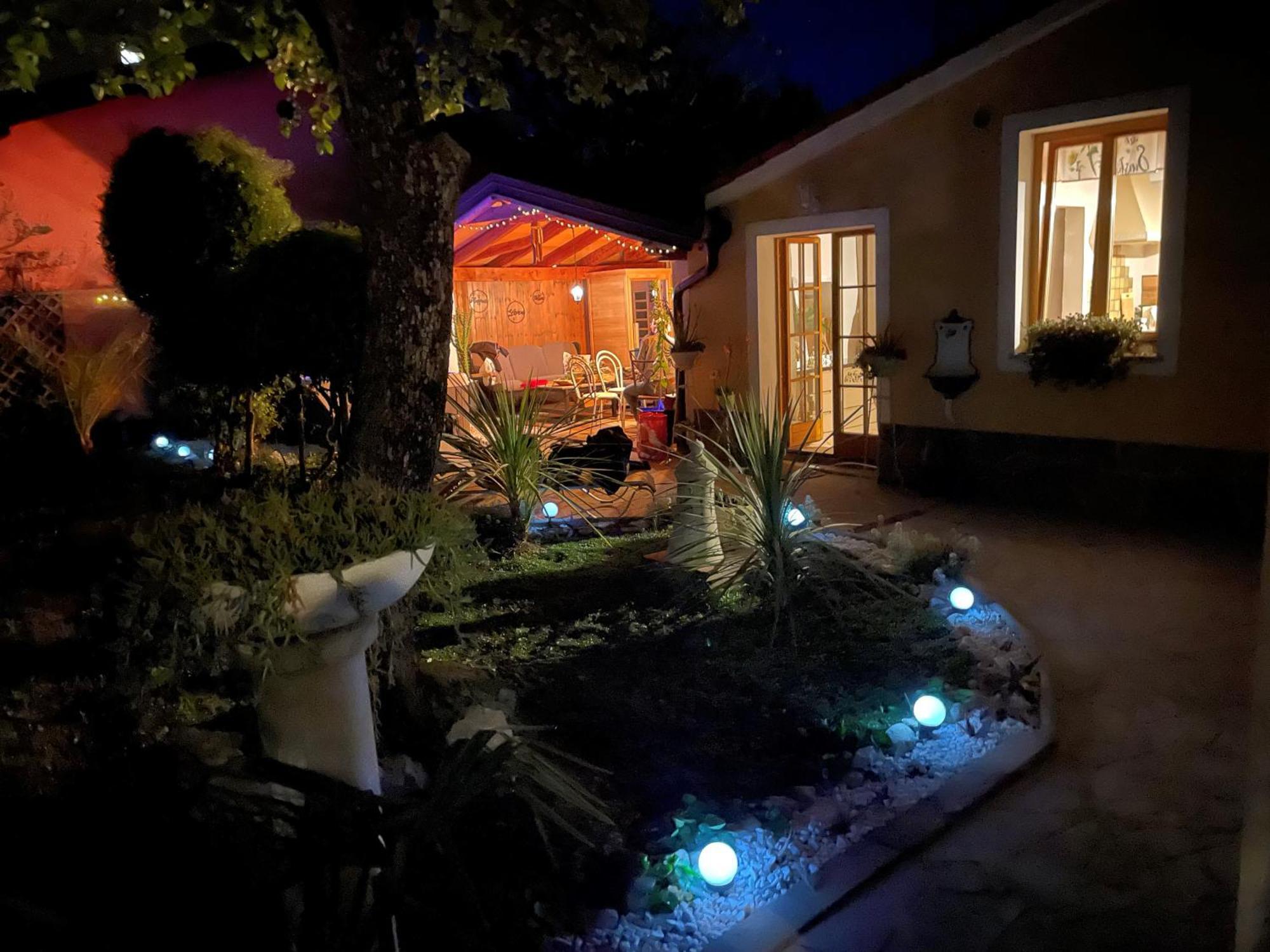 Villa Noa Jacuzzi & Sauna Izola Esterno foto